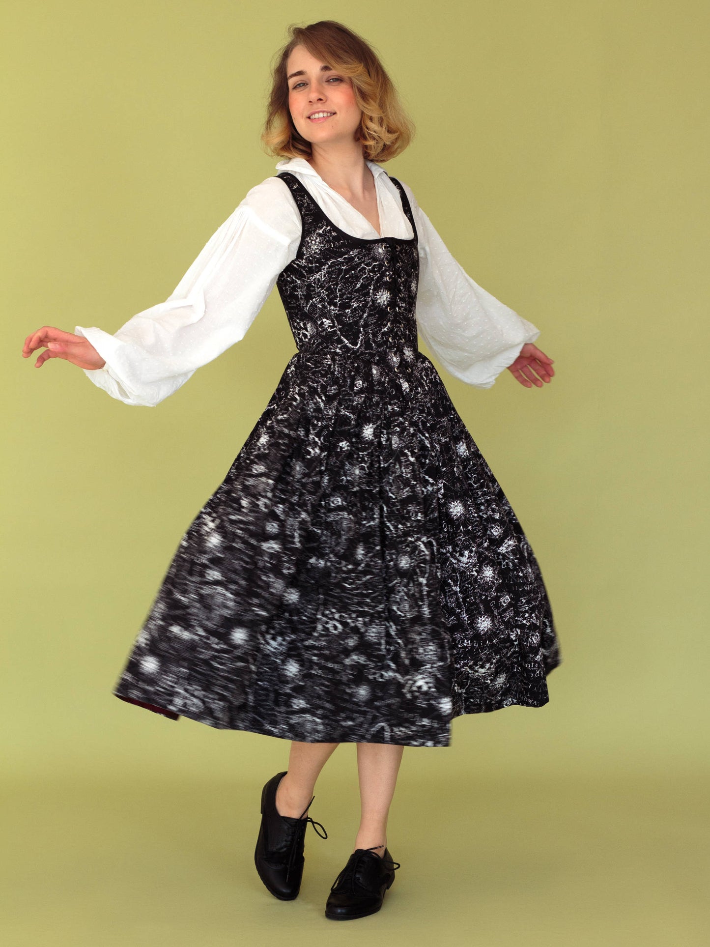 Georgian Polonaise Dress - Sewing Pattern